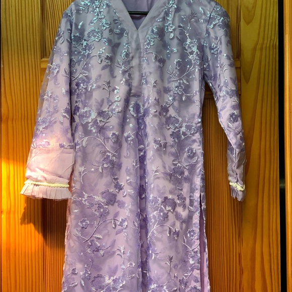 Lavender Salwar Kameez - Picture 6 of 6